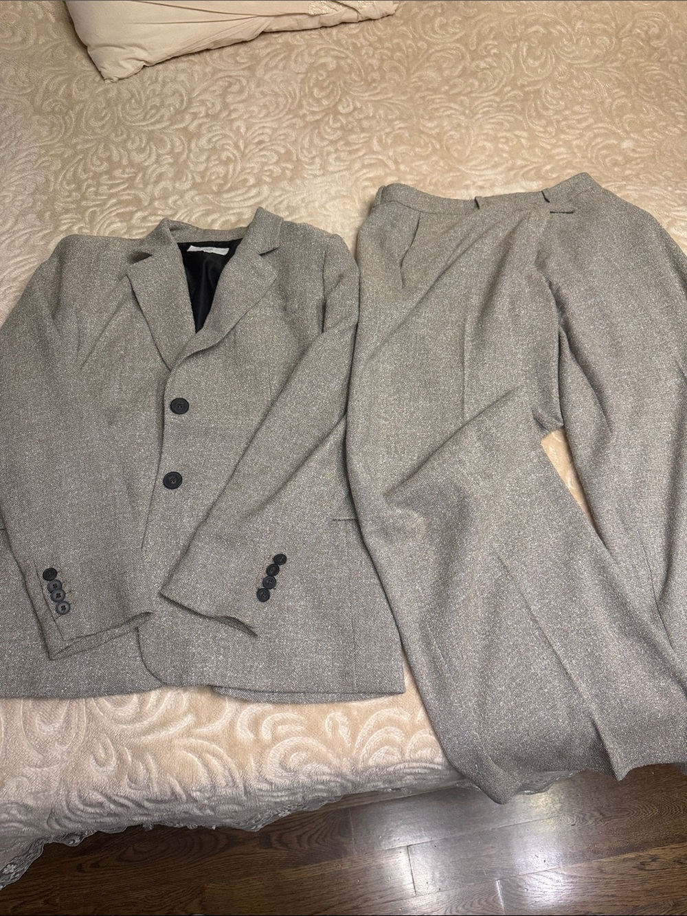 Zara Beige Women's Two-Piece Tailored Pantsuit